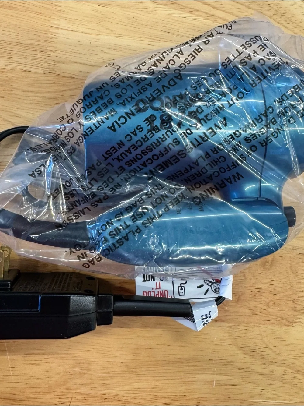 Conair 1875 Compact Styler Hair Dryer Blue Brand New